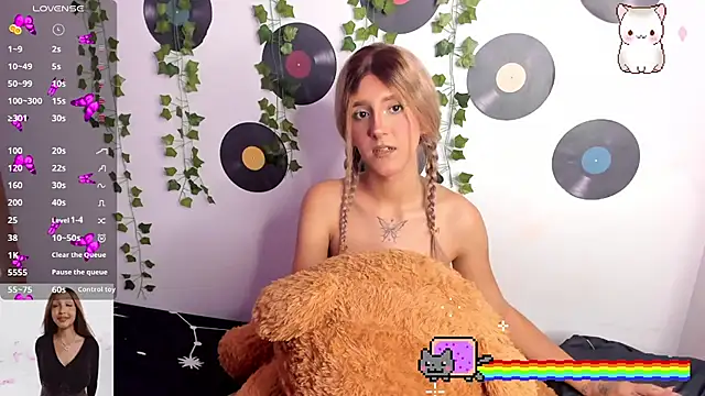 Snapshot of Amy_Moonlight chatting on October 1, 10:54 pm Amy Moonlight online show from October 1, 10:54 pm
