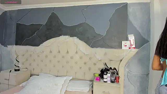 AmbarFoxx  online show from October 21, 4:15 am