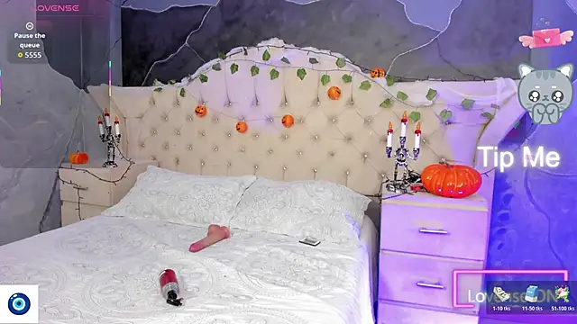 AmbarFoxx  online show from October 29, 5:05 am