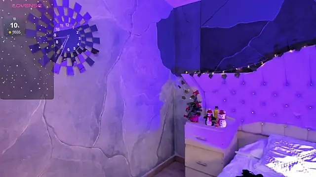 AmbarFoxx  online show from December 3, 4:17 am