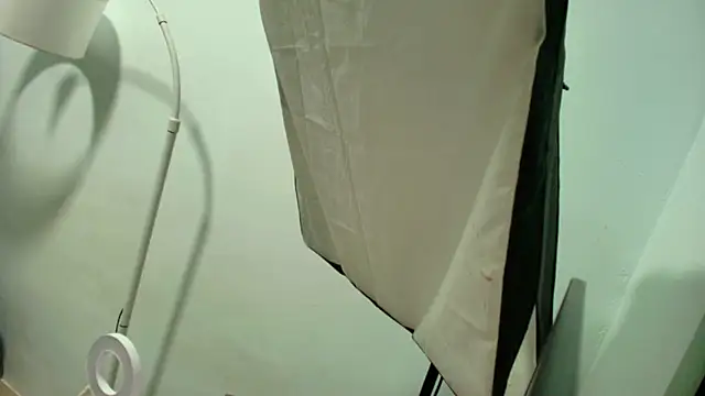 lovableXnaughty lily online show from September 25, 9:16 am