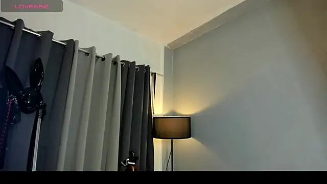 Snapshot of MagnaCumLoader17 chatting on October 2, 12:11 am MagnaCumLoader17 online show from October 2, 12:11 am