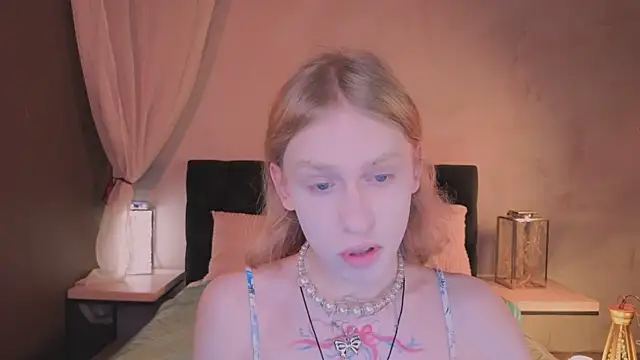 BarbieRichy online show from November 13, 12:36 pm