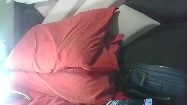 kelly15055 online show from March 16, 6:06 am