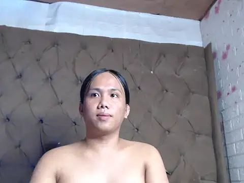 Snapshot of Cockyliciousx chatting on October 10, 11:40 pm Cockyliciousx online show from October 10, 11:40 pm