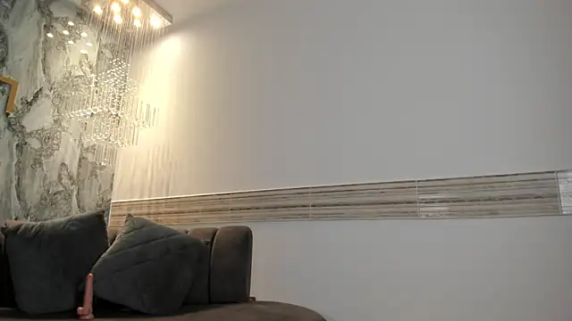 Sophi Johnson online show from March 5, 4:28 am