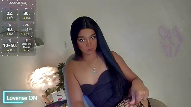 Snapshot of TrinityFucksYou chatting on October 6, 4:29 pm TrinityFucksYou online show from October 6, 4:29 pm