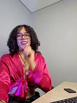Snapshot of Dark_nina_ chatting on October 12, 2:41 pm Dark nina online show from October 12, 2:41 pm