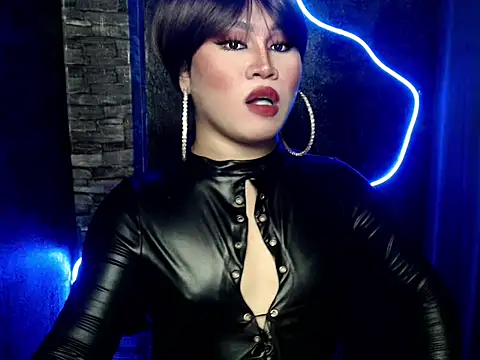 pretty lassy online show from September 17, 1:05 pm