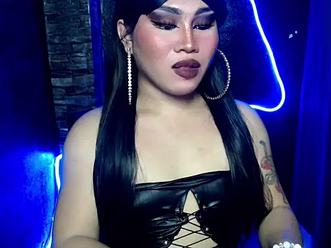 pretty lassy online show from October 19, 8:06 am