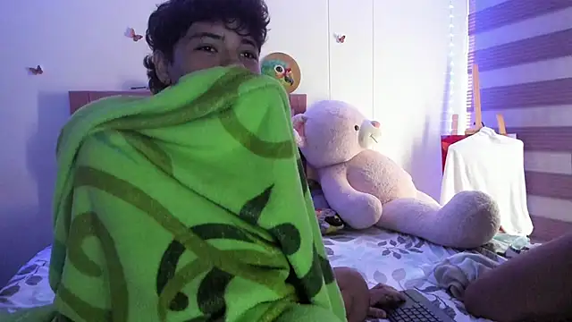 Snapshot of Fabikitty_ chatting on September 19, 7:41 pm Fabikitty  online show from September 19, 7:41 pm