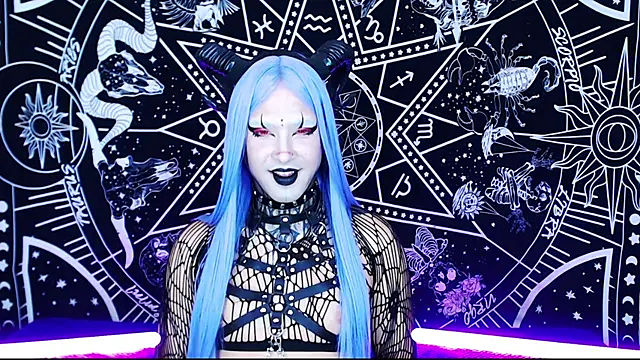 naomi satan online show from April 9, 10:27 pm