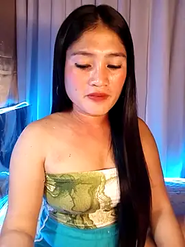 Snapshot of Naughtyalina2 chatting on September 24, 5:24 am Naughtyalina2 online show from September 24, 5:24 am