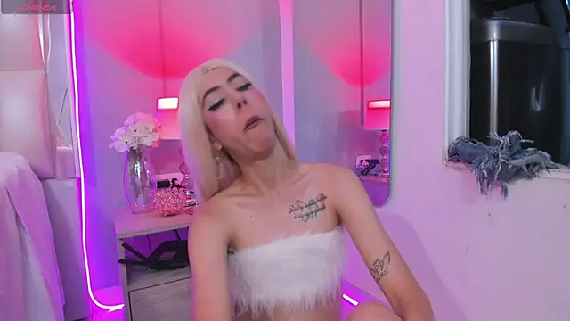 Darlyn tenderhot   online show from September 17, 6:40 am