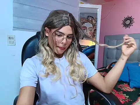 natasha lima01 online show from December 18, 2:17 am