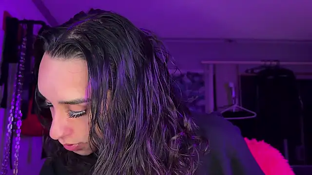 xoFrankie online show from October 29, 3:59 am