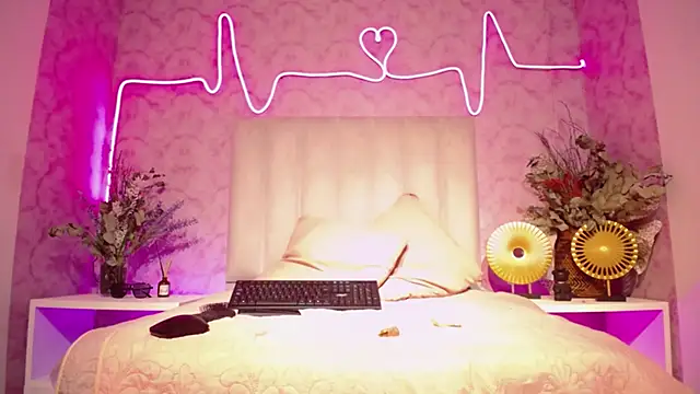 Paulina Sodi online show from September 11, 7:55 pm