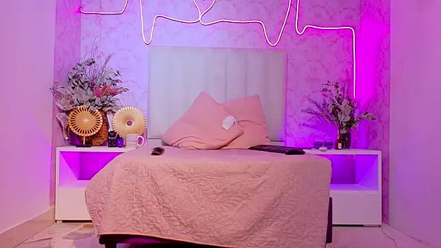 Paulina Sodi online show from September 21, 12:22 pm