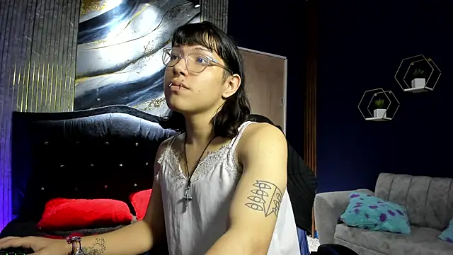 christina vamp1 online show from October 29, 2:37 pm