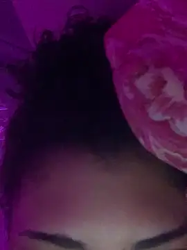 luluzinhax online show from September 30, 4:45 am