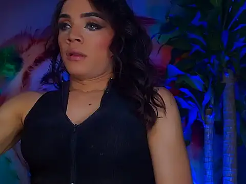 Snapshot of Cristal_Gem1 chatting on October 10, 9:38 pm Cristal Gem1 online show from October 10, 9:38 pm