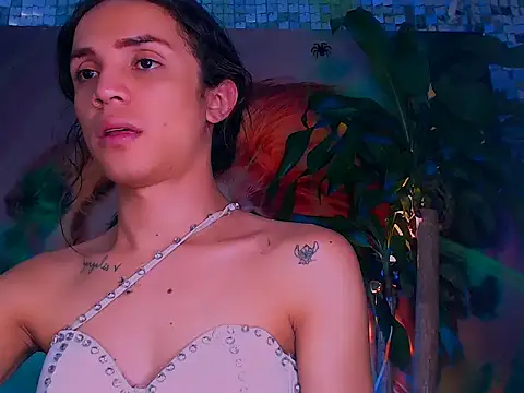 Cristal Gem1 online show from November 3, 5:06 am