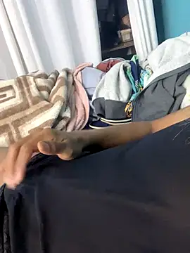 gataloiraa online show from November 1, 8:11 am