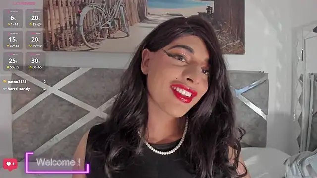 Snapshot of sweet_Elizabeth chatting on October 18, 1:15 pm sweet Elizabeth online show from October 18, 1:15 pm