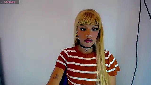 TheBlackwidows online show from September 15, 8:03 pm