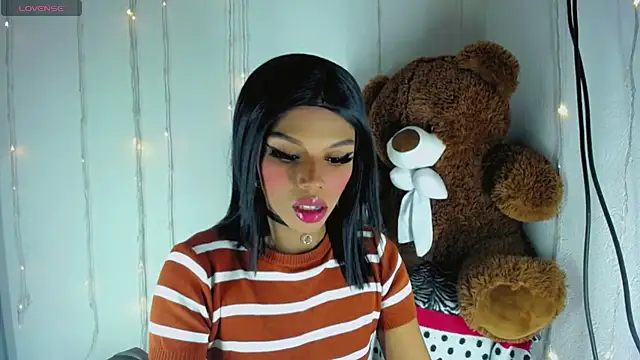 TheBlackwidows online show from October 14, 4:46 am