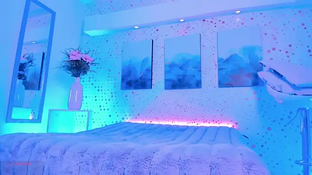 ArianaSantana online show from September 30, 1:44 pm