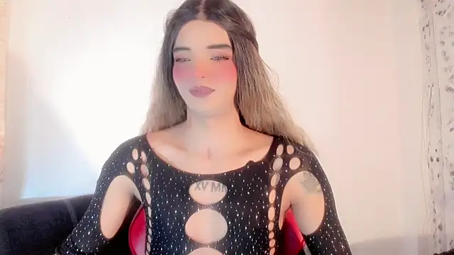 Snapshot of MIA_HOT23CM_S7S chatting on October 17, 1:03 pm MIA HOT23CM S7S online show from October 17, 1:03 pm