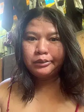 TS-YANNA online show from March 31, 5:42 am