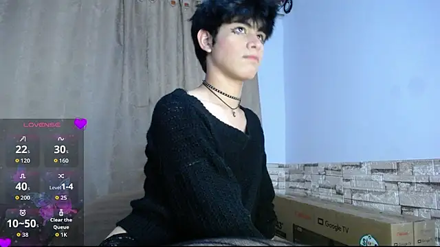 Snapshot of DaraKat18 chatting on October 20, 2:48 am DaraKat18 online show from October 20, 2:48 am