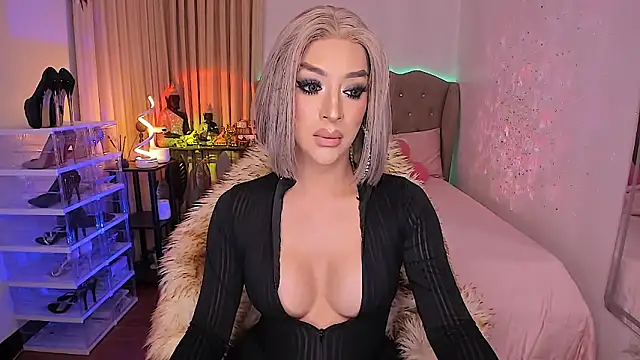 Dream Goddess online show from September 27, 6:55 am