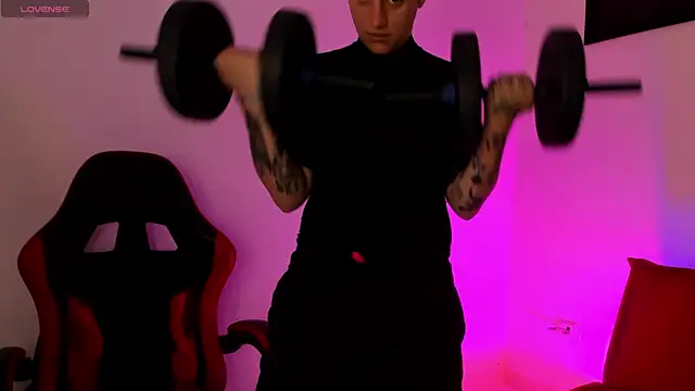 PeytonBox online show from October 22, 1:35 pm