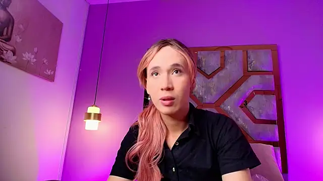 Snapshot of Electra_Gosselin chatting on October 17, 12:30 pm Electra Gosselin online show from October 17, 12:30 pm
