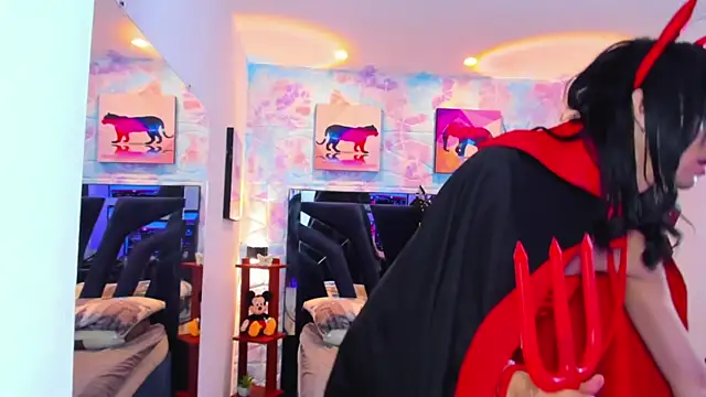 Charlotte Landry   online show from March 19, 7:47 pm