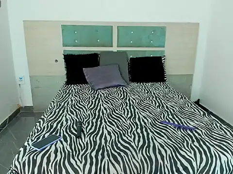 sweet lulu sofia online show from February 25, 9:30 pm