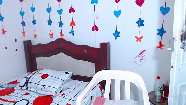 lorenacapelli online show from March 26, 12:42 pm