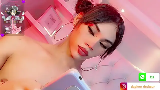 Snapshot of Daphnne_XXX chatting on October 13, 8:31 pm Daphnne XXX online show from October 13, 8:31 pm