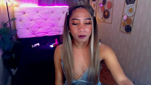 Seductive nathalie online show from October 12, 8:33 pm