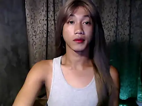 taylaxuxu online show from January 18, 11:35 pm