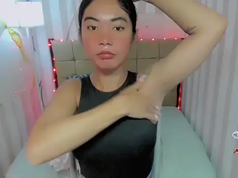 BigCockJade online show from April 29, 5:34 am