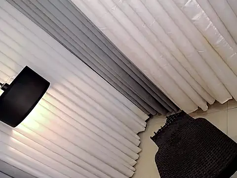 Xhugejerkingtrans online show from November 15, 6:06 pm