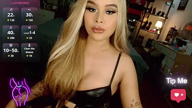 Lolitaloove69 online show from November 11, 6:32 pm