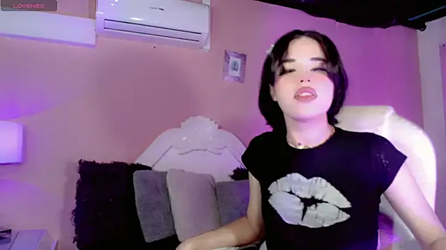 ClaudiaSophia online show from November 18, 11:54 am