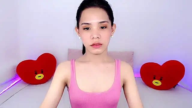 ursexydelancy  online show from April 8, 6:20 pm