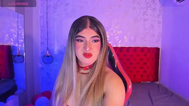 camii raux online show from February 19, 8:16 pm