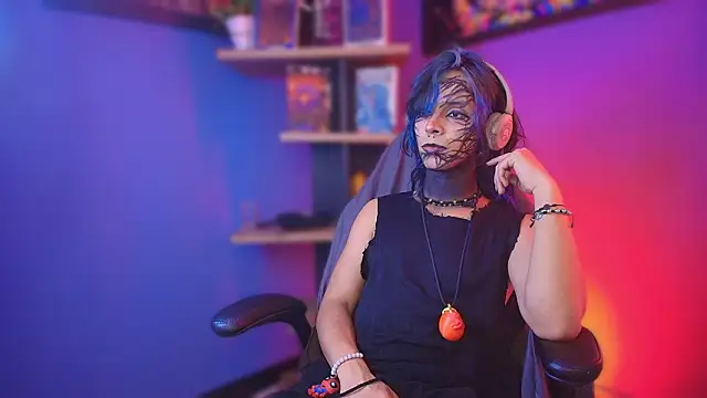 luxiel  online show from March 20, 10:55 pm